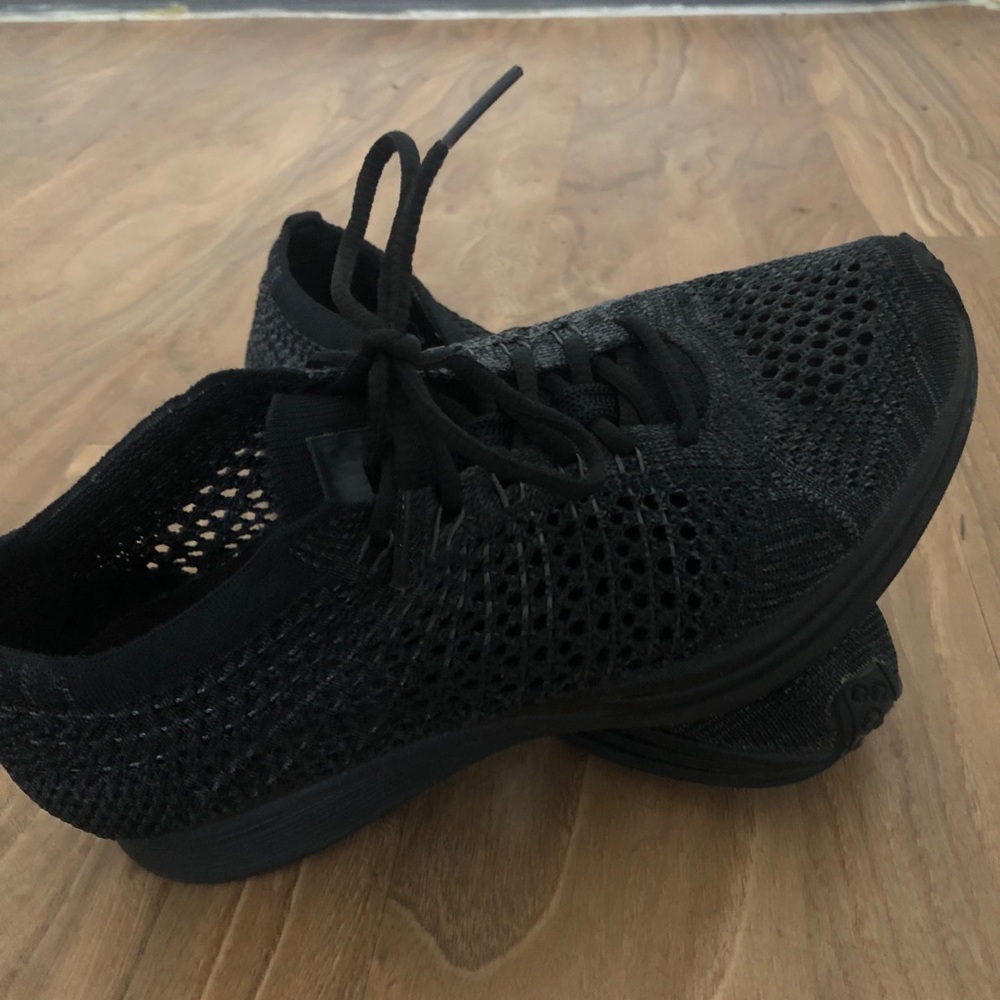 Nike flyknit racers